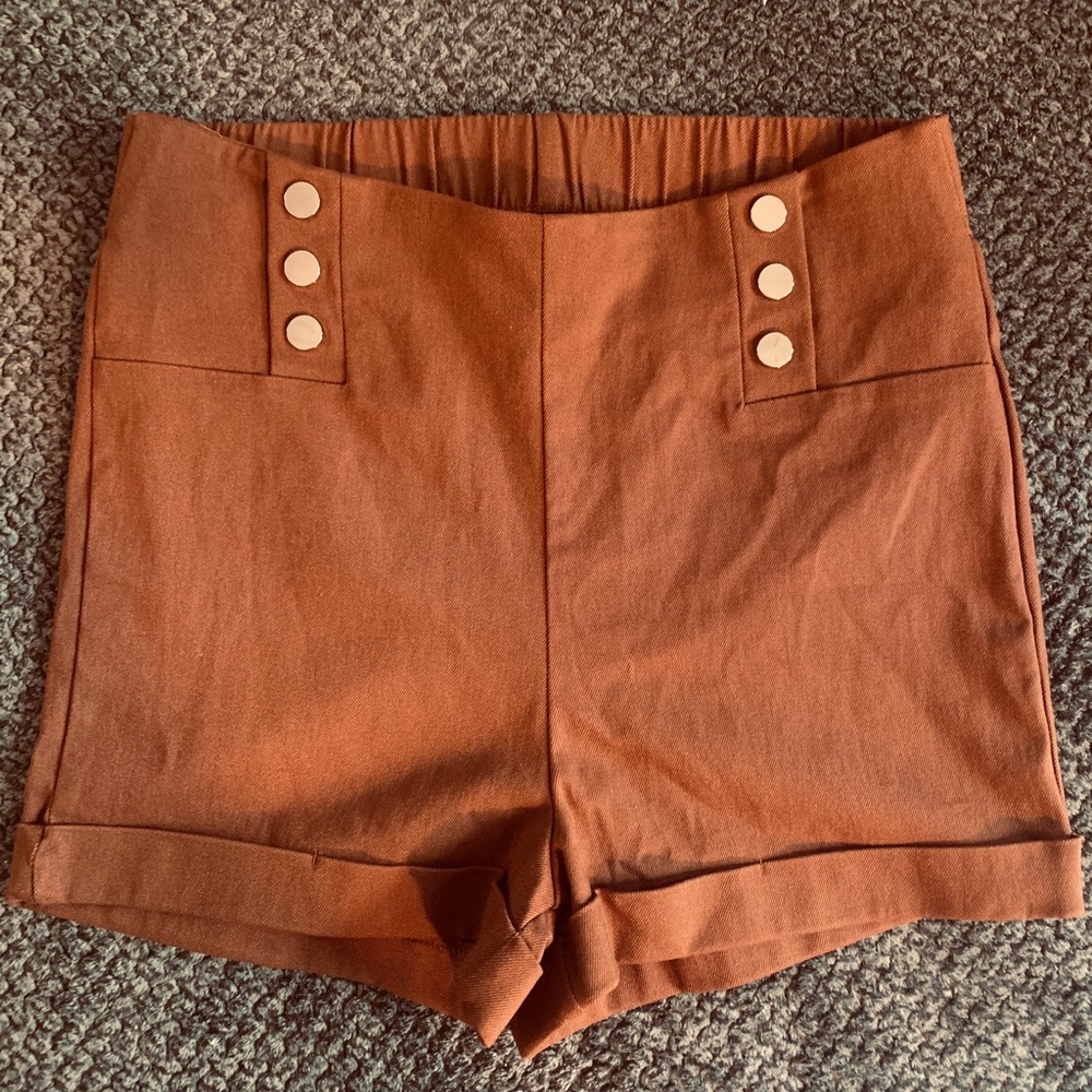 Rustic high wasted shorts